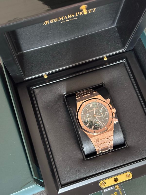 SC AP Royal Oak 41mm watch 26240OR