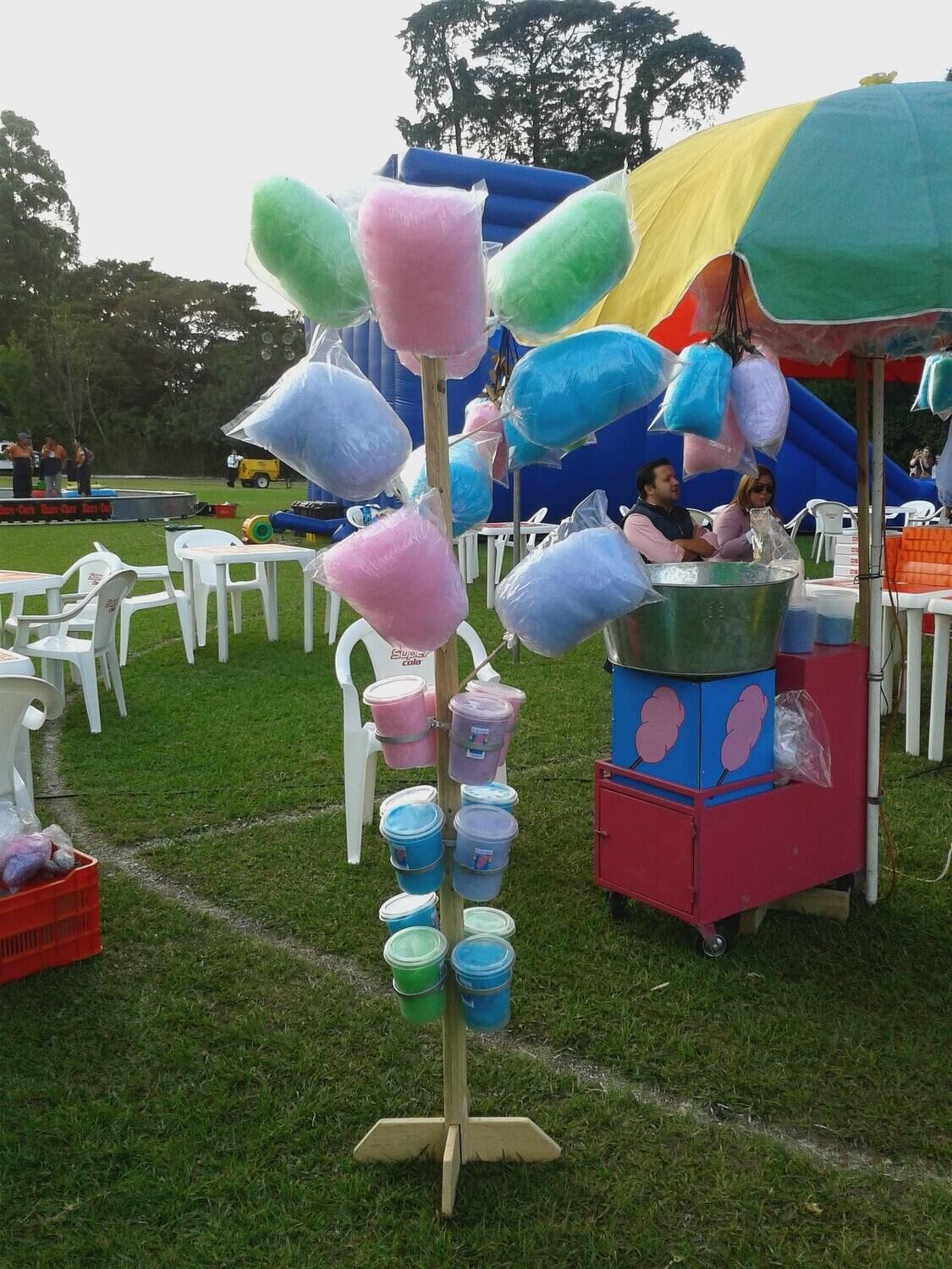 algodón de azúcar con palito y sin etiqueta