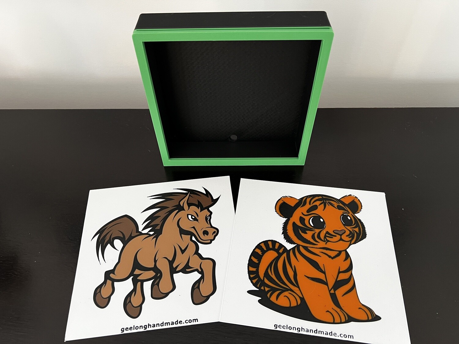 Verstile Light Box with picture