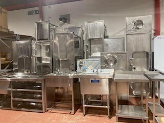 Bespoke fabricated sinks