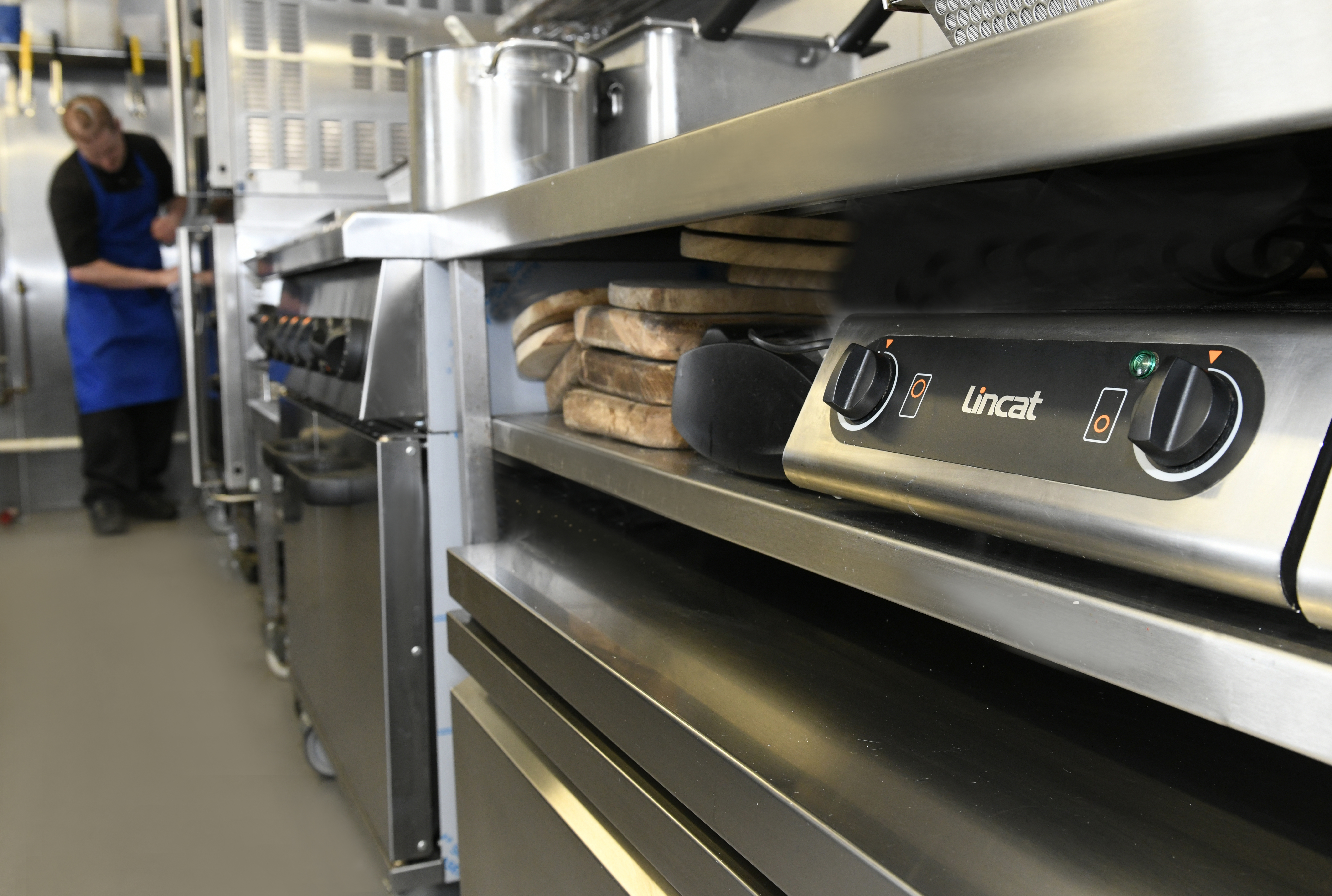 Lincat IH21 - Specialist Electric Counter-top Induction Hob – 2 Zones – W 350 mm – 3.0 kW