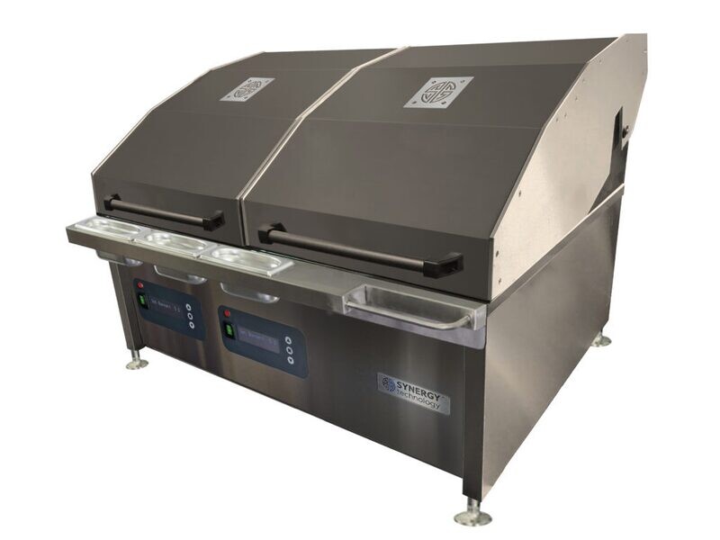 Synergy CharGo STCG0900 chargrill oven with two lids and smart control technology