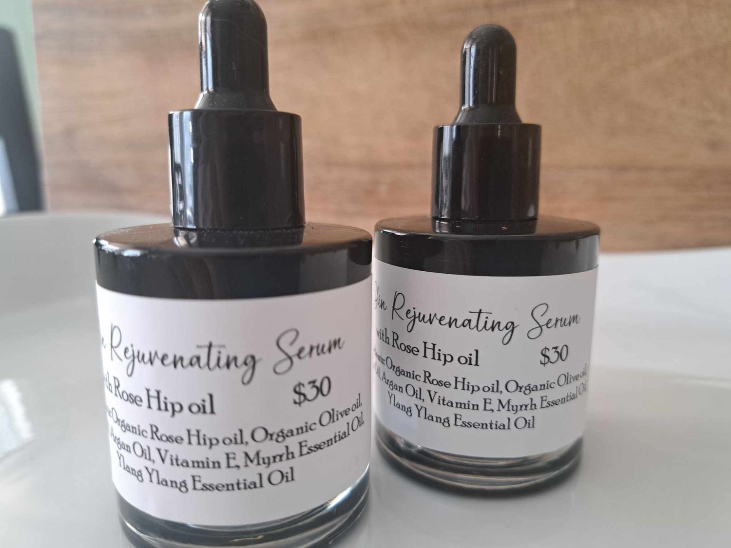 Skin Rejuvenating Serum with Rosehip Oil