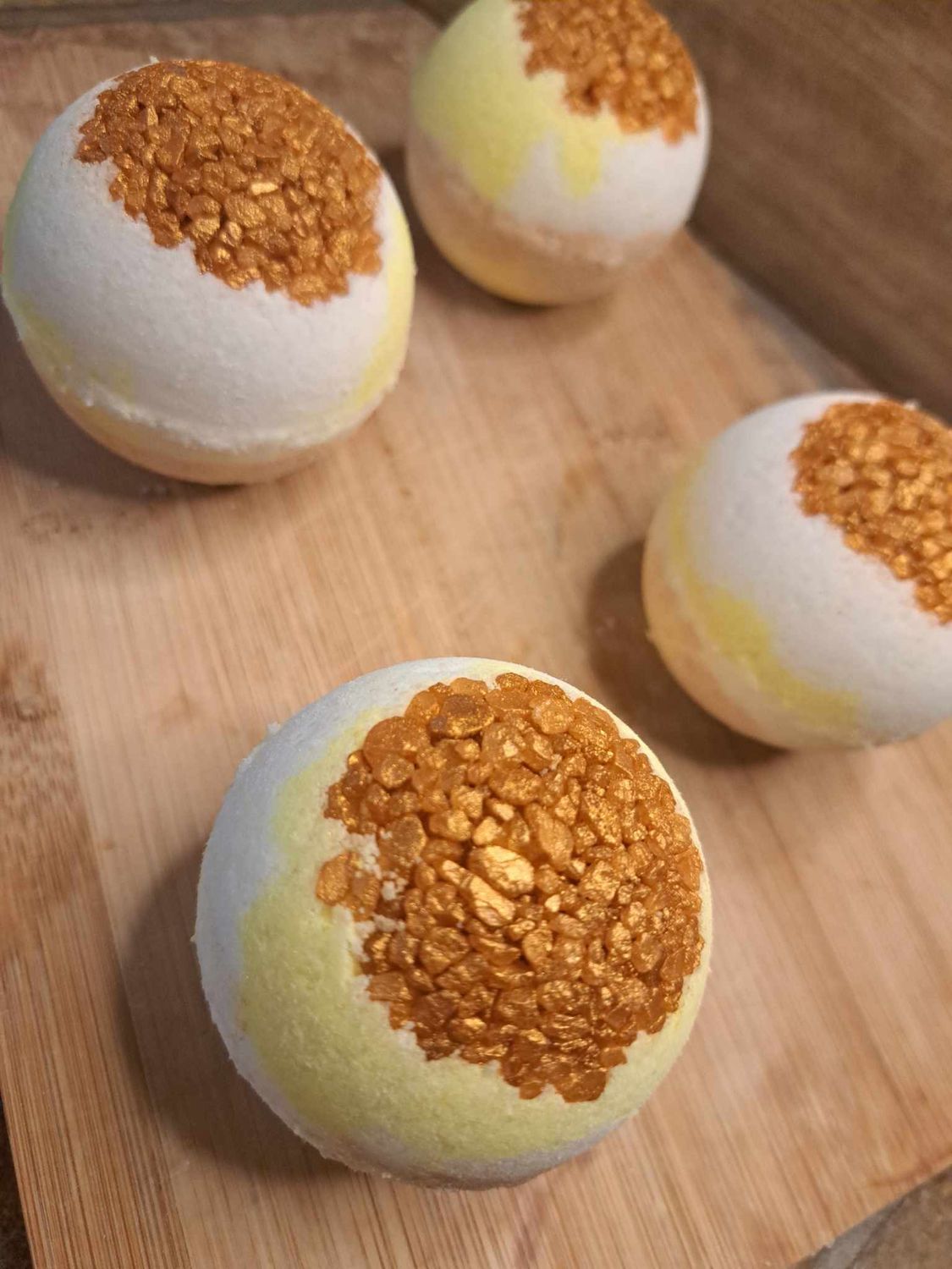 Bougie Bath Bomb ~ Lemon Bar