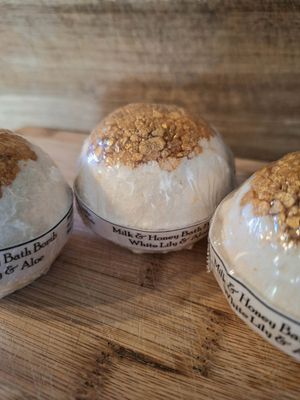 Milk & Honey Bath Bombs ~ White Lily & Aloe