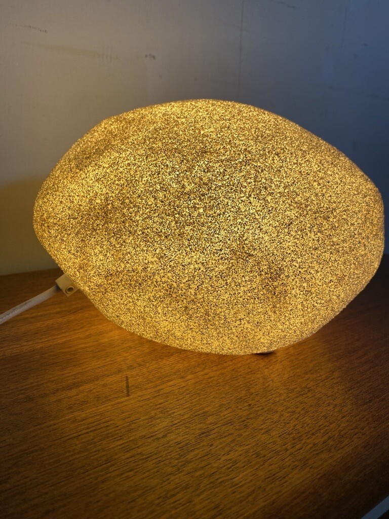 Moon Rock lamp (André Cazenave)