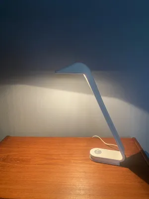 Alfred Homann voor Louis Poulsen bureaulamp