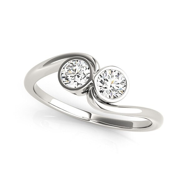 Round Bezel Set Curved Band Diamond Ring in 14k White Gold (1/2 cttw)