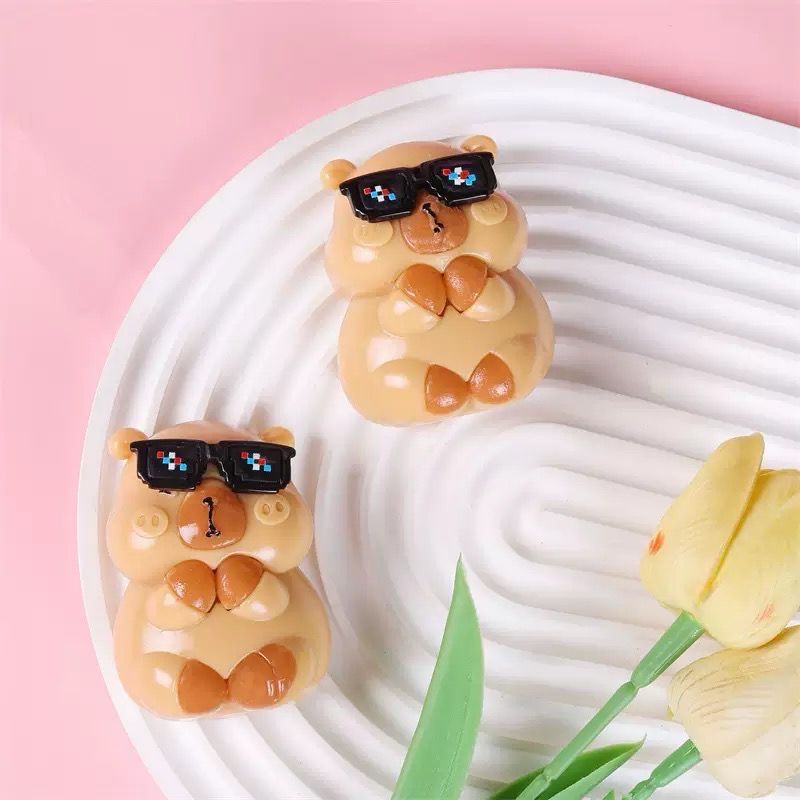 Sunglasses Capybara &amp;Capybara Knitted Big Head Squishy
