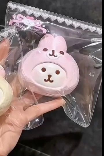Kanahei Chiikawa Hat Rabbit Taba Squishy