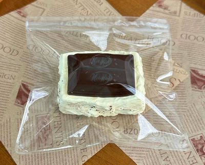 Water Burst Kitkat Chocolate Taba Squishy