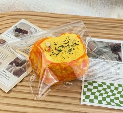 Water Burst Grilled Toast Taba Squishy