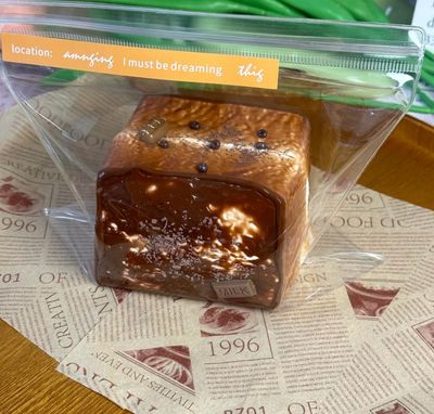 Water Burst Jumbo Chocolate Toast