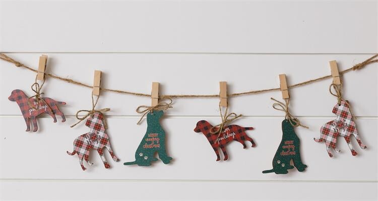 Cute Country Christmas Dog 29&quot; Garland