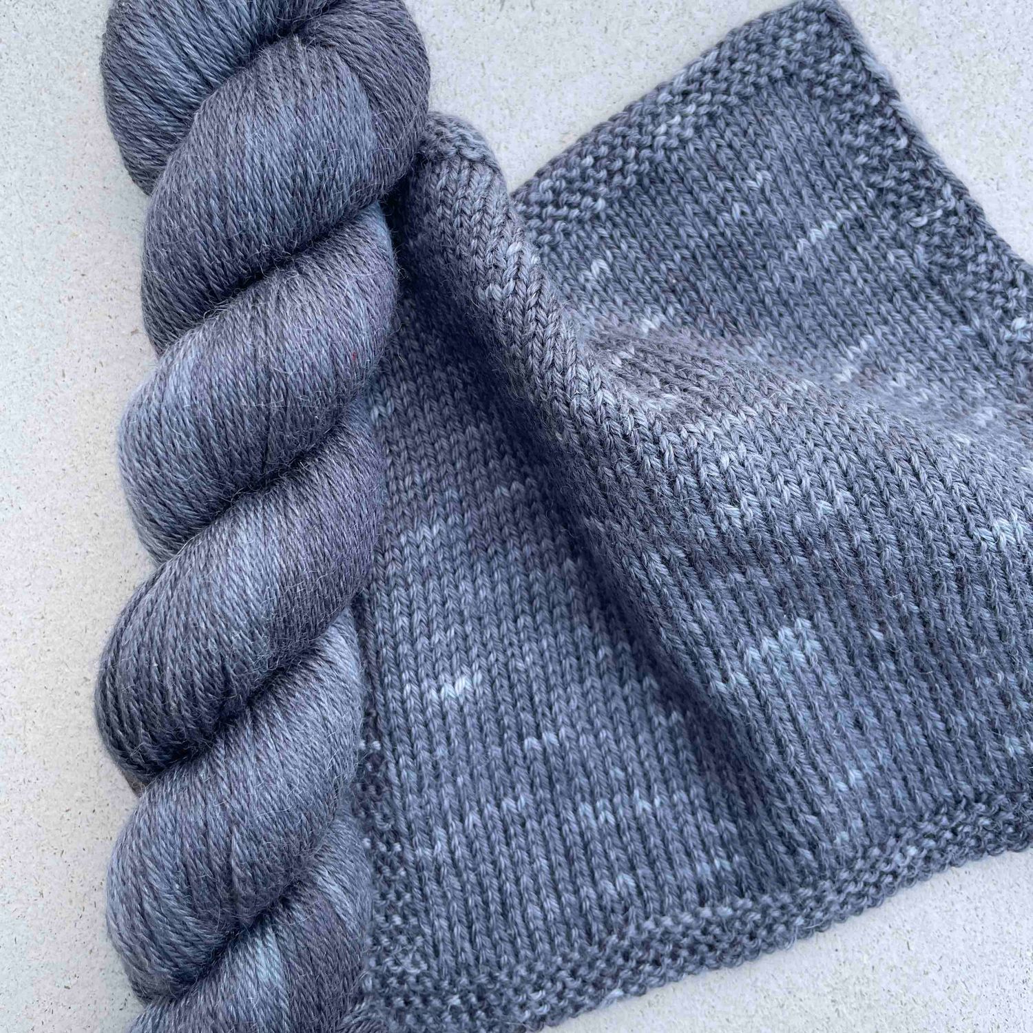 Pascuali Pinta Hand-dyed - 201 Shadow