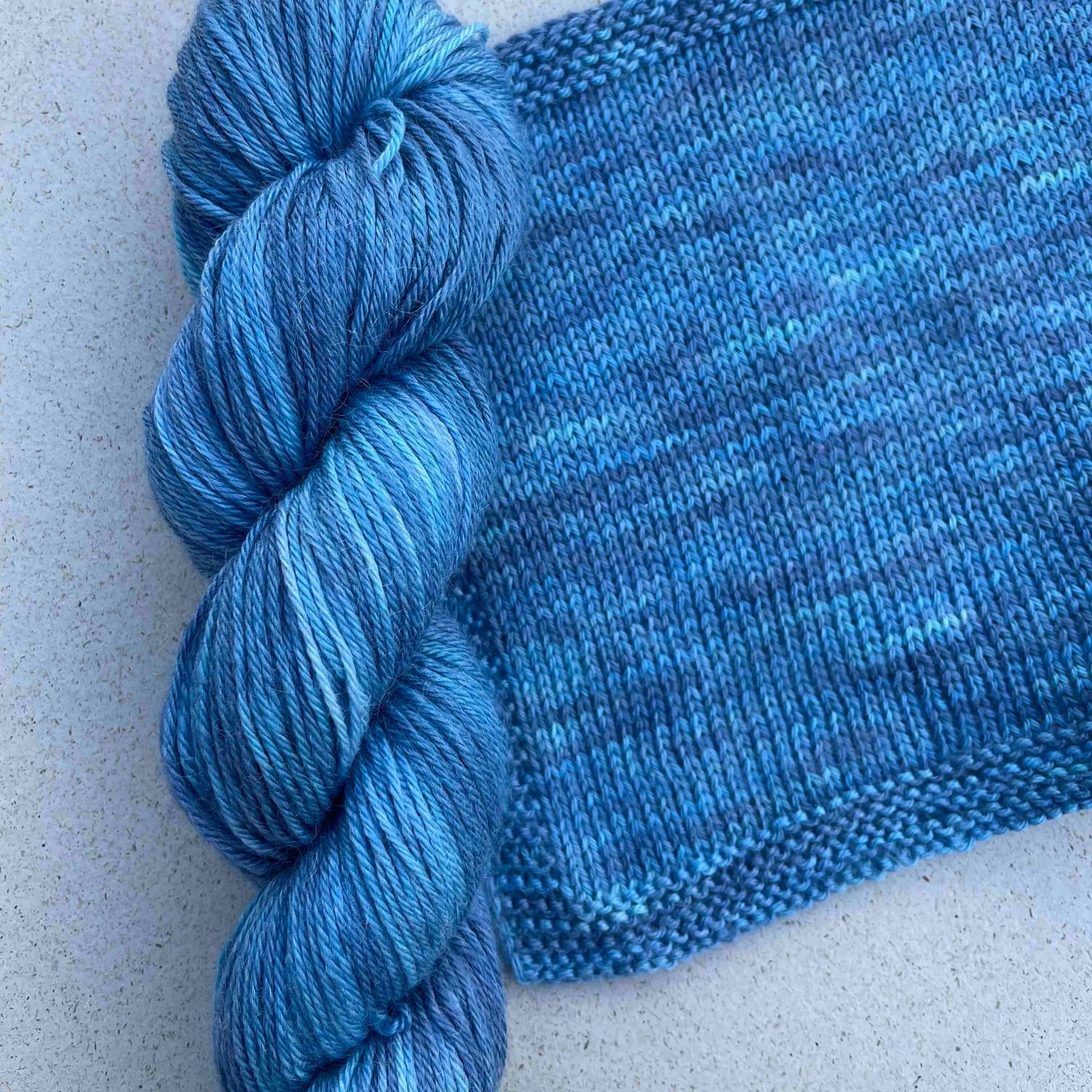Pascuali Pinta Hand-dyed - 202 Blue Lagoon