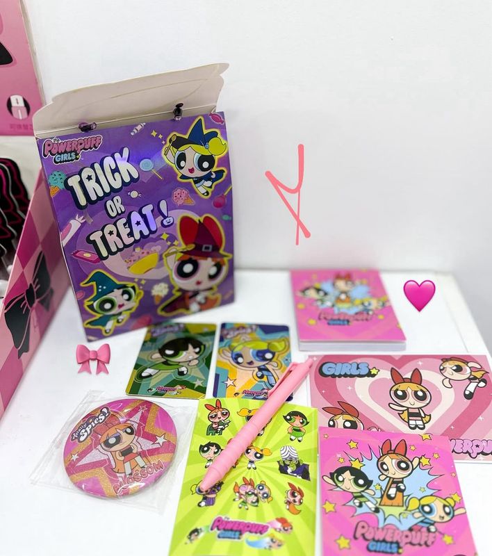 بكج عشوائي فتيات القوة