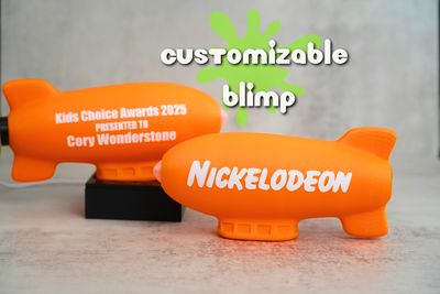 ​Custom Kids’ Choice Award – Personalized 90s Nickelodeon-Inspired Trophy &amp; Storage Container