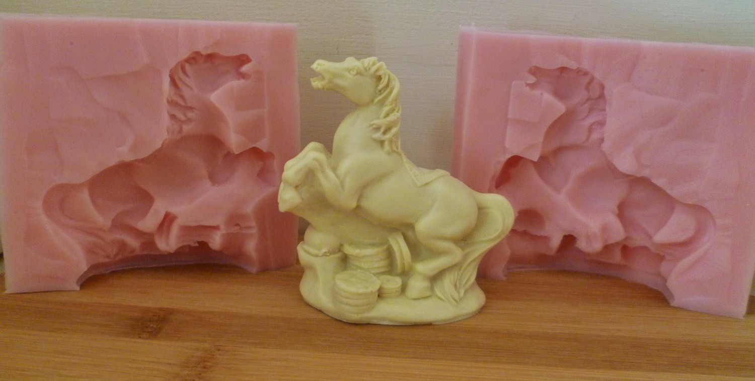 3D HORSE SILICONE MOULD