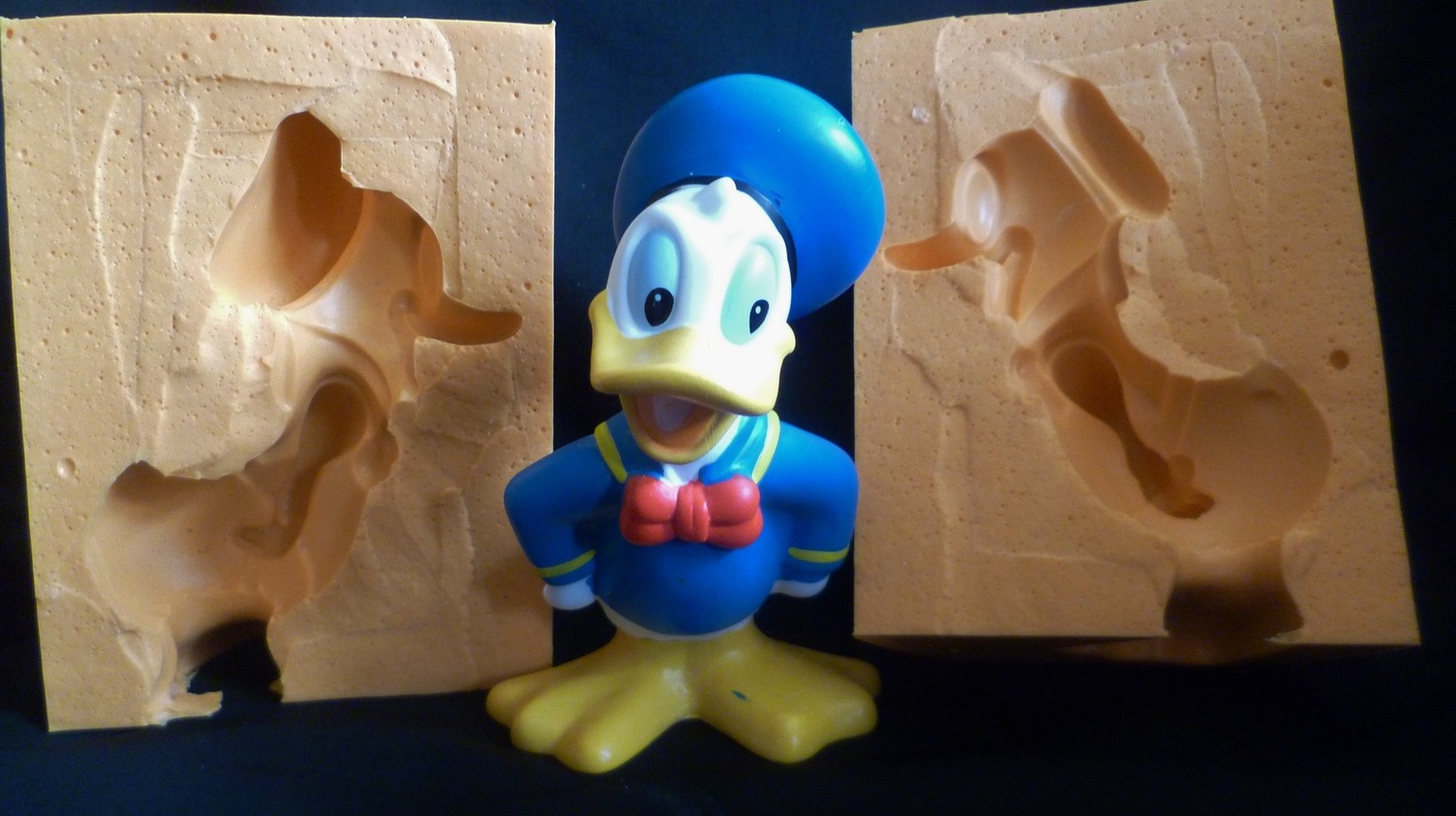 Large Donald duck 3d silicone mould