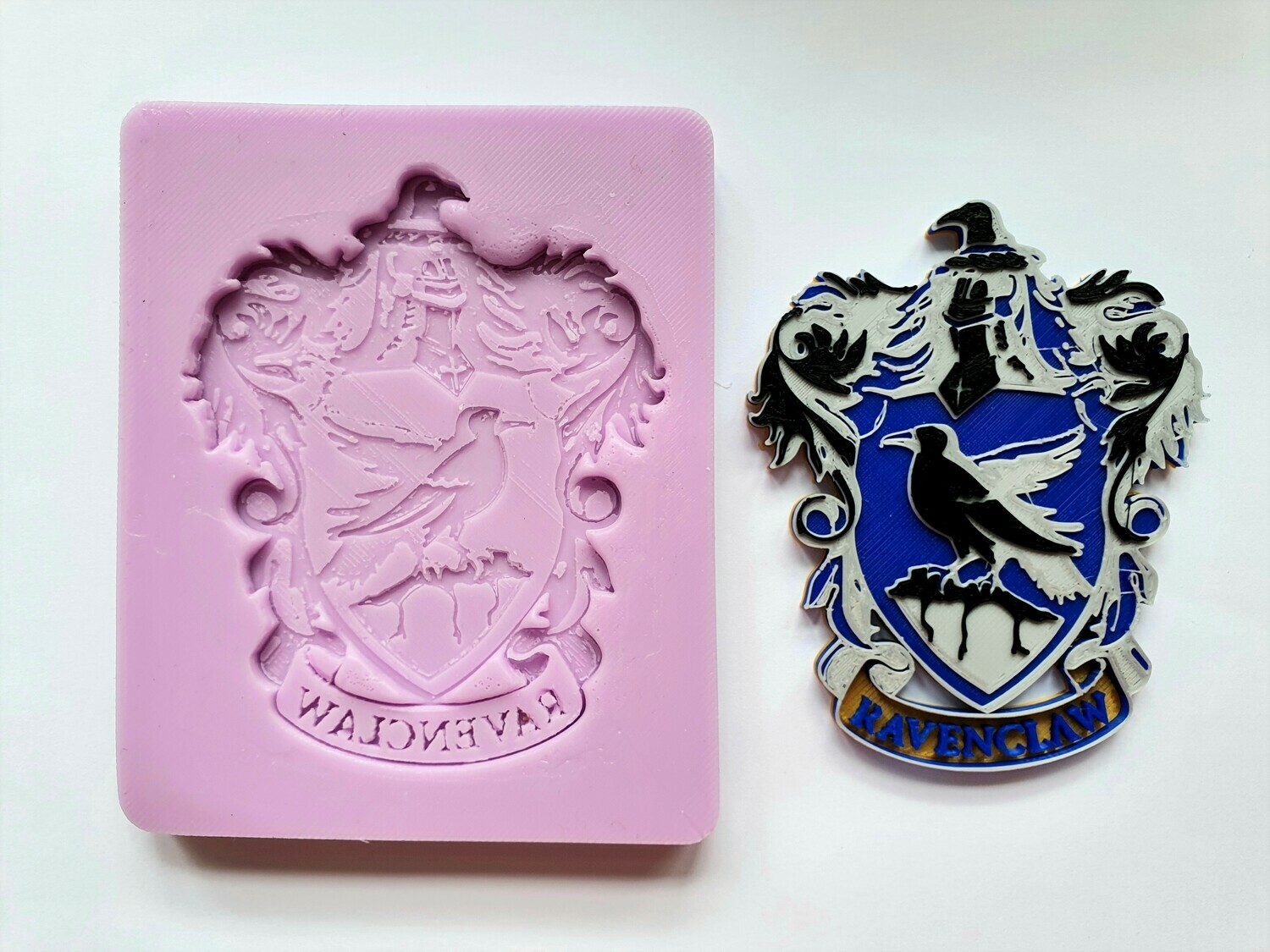 HARRY POTTER INSPIRED RAVENCLAW CREST SILICONE MOULD