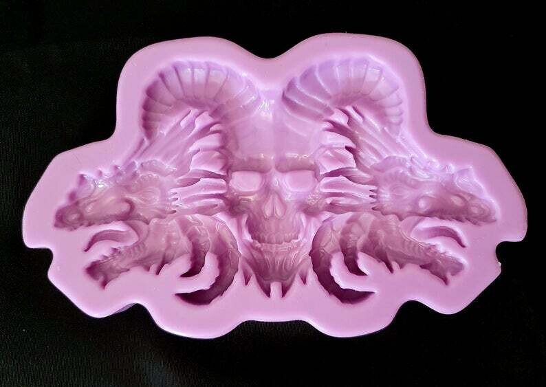 LARGE DRAGONS AND SKULL SILICONE MOULD