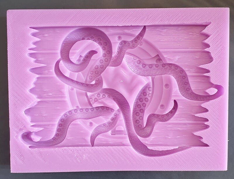 OCTOPUS PORTHOLE PLAQUE SILICONE MOULD