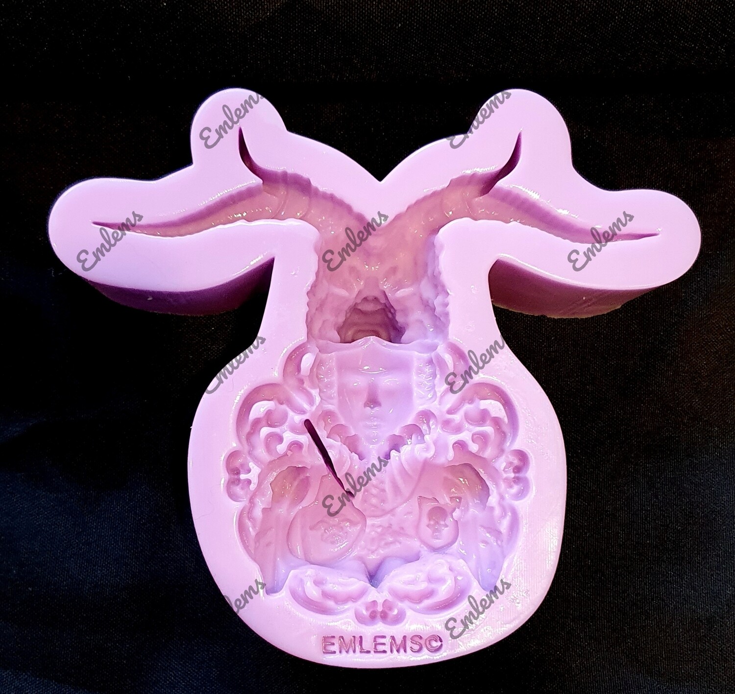 EMLEMS IRON LADY WOLF WOMAN SILICONE MOULD