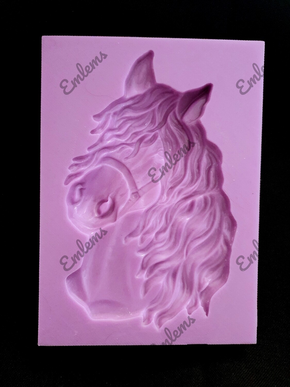 EMLEMS LARGER HORSE HEAD SILICONE MOULD