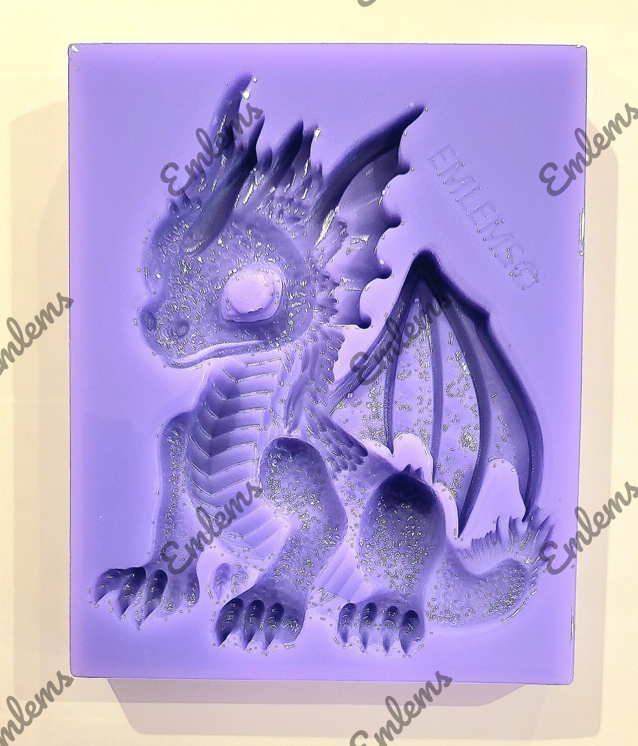 EMLEMS BABY DRAGON SILICONE MOULD