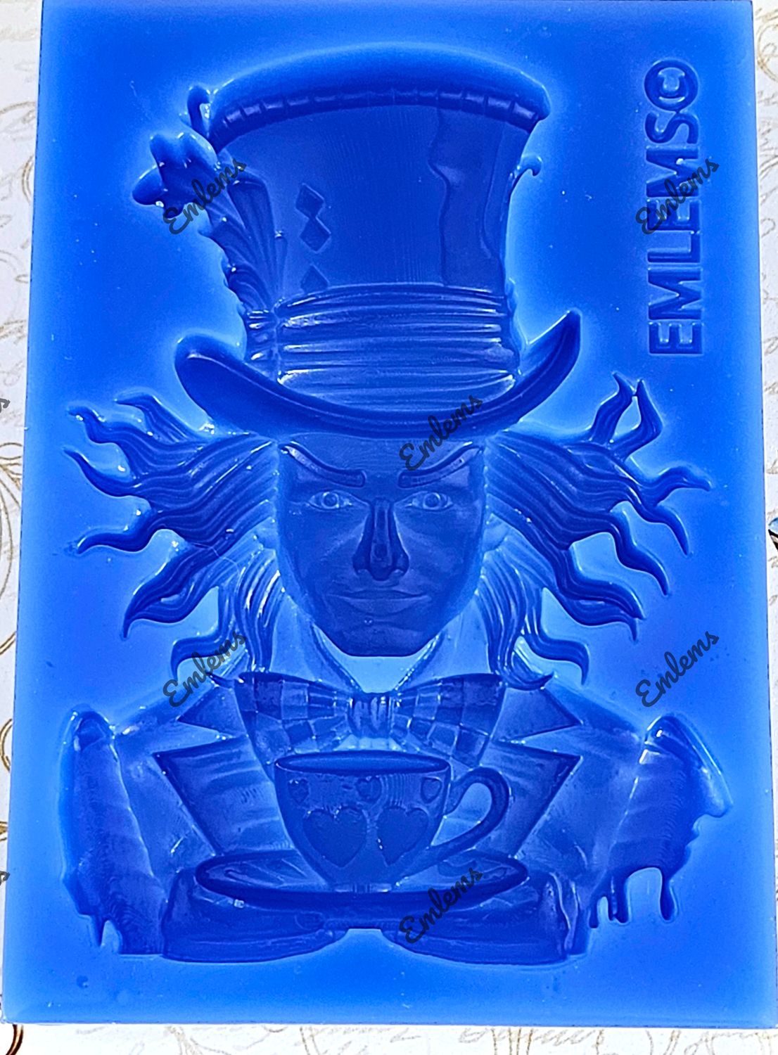 EMLEMS NEW WONDERLAND LARGE MAD HATTER SILICONE MOULD