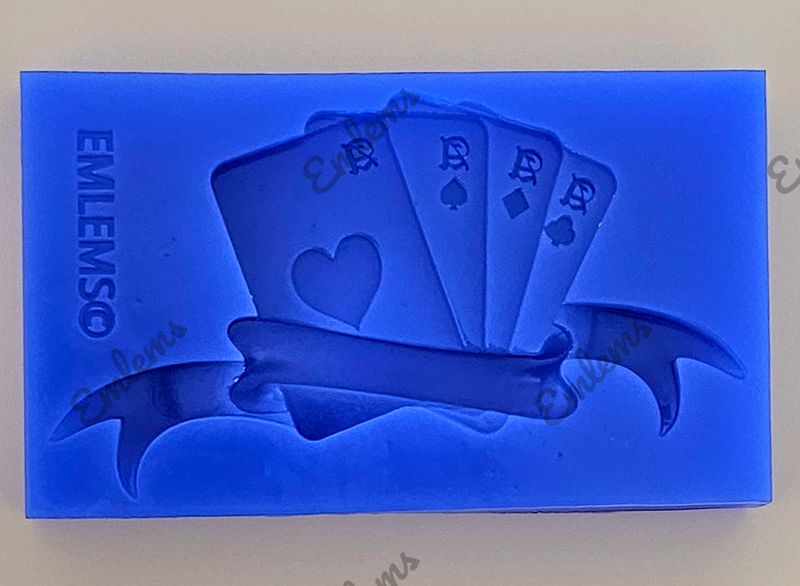 EMLEMS NEW WONDERLAND PLAYING CARDS SILICONE MOULD