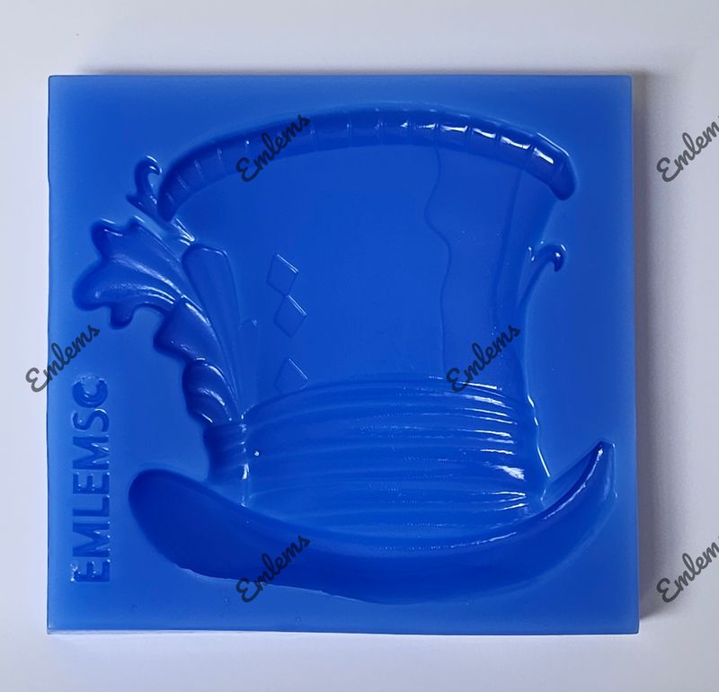 EMLEMS NEW WONDERLAND LARGE MAD HATTER HAT SILICONE MOULD