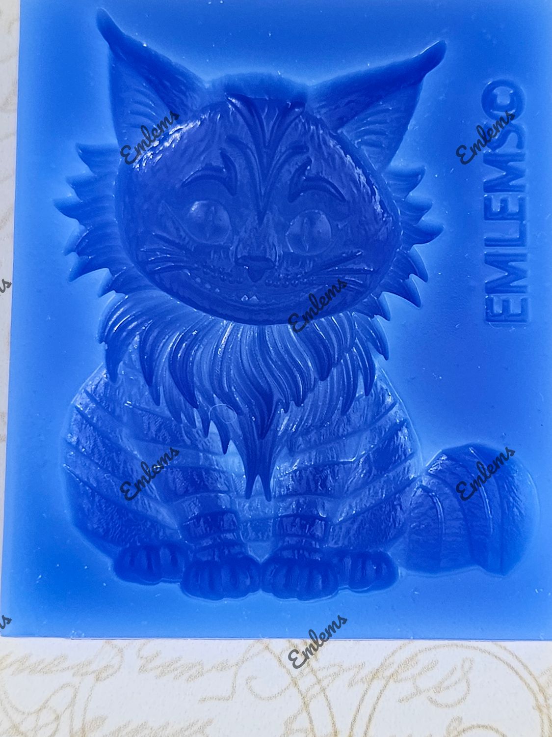 EMLEMS NEW WONDERLAND RANGE SMALL CHESHIRE CAT SILICONE MOULD
