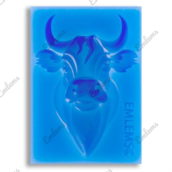 EMLEMS FARM BULL SILICONE MOULD
