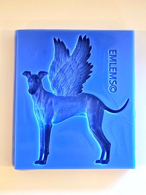 EMLEMS LARGE WHIPPET GREYHOUND DOG WITH WINGS SILICONE MOULD