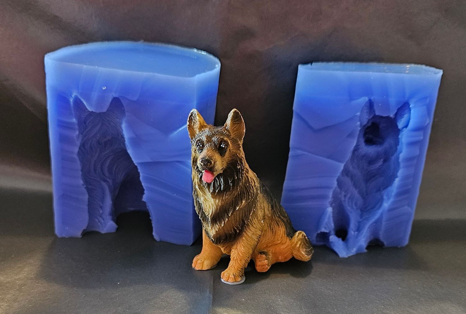 EMLEMS 3D ALSATION GERMAN SHEPHERD DOG SILICONE MOULD