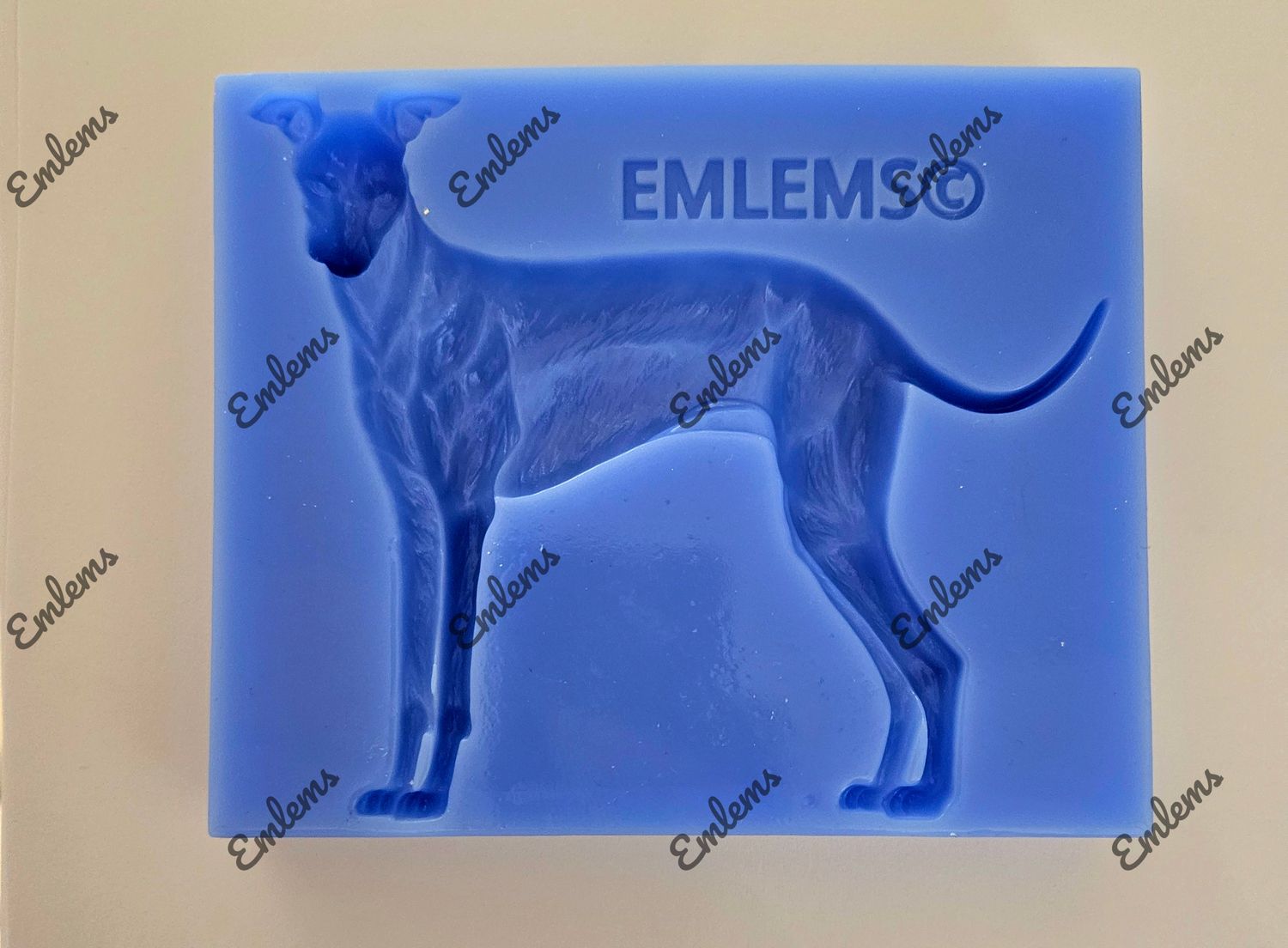 EMLEMS LARGE GREYHOUND WHIPPET SILICONE MOULD