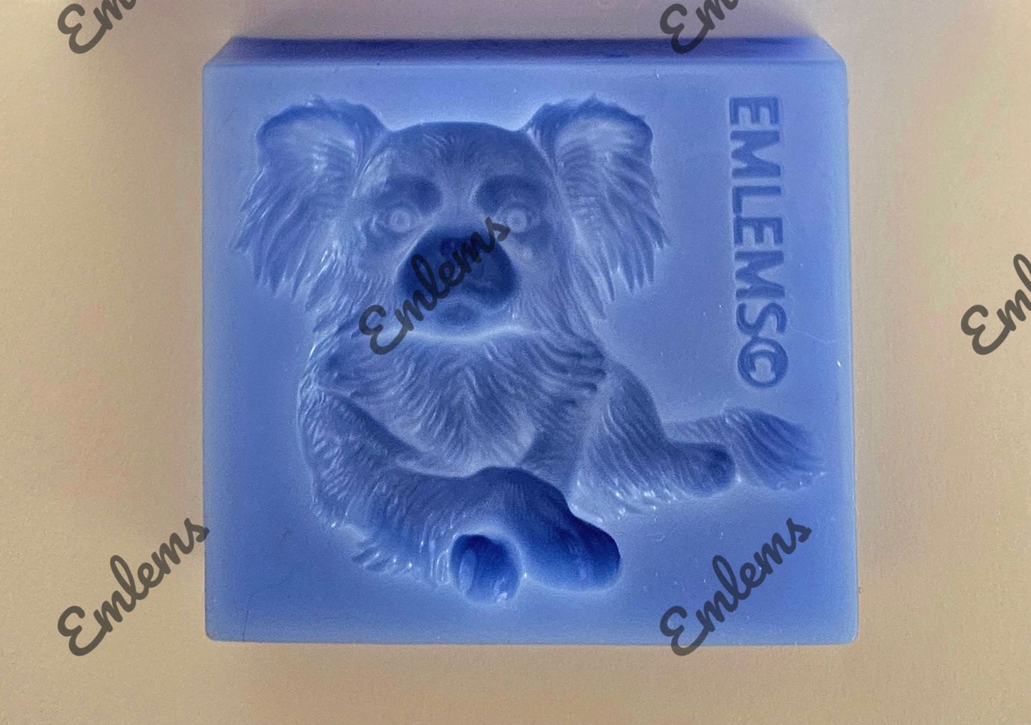 EMLEMS SMALL CHIHUAHUA DOG SILICONE MOULD