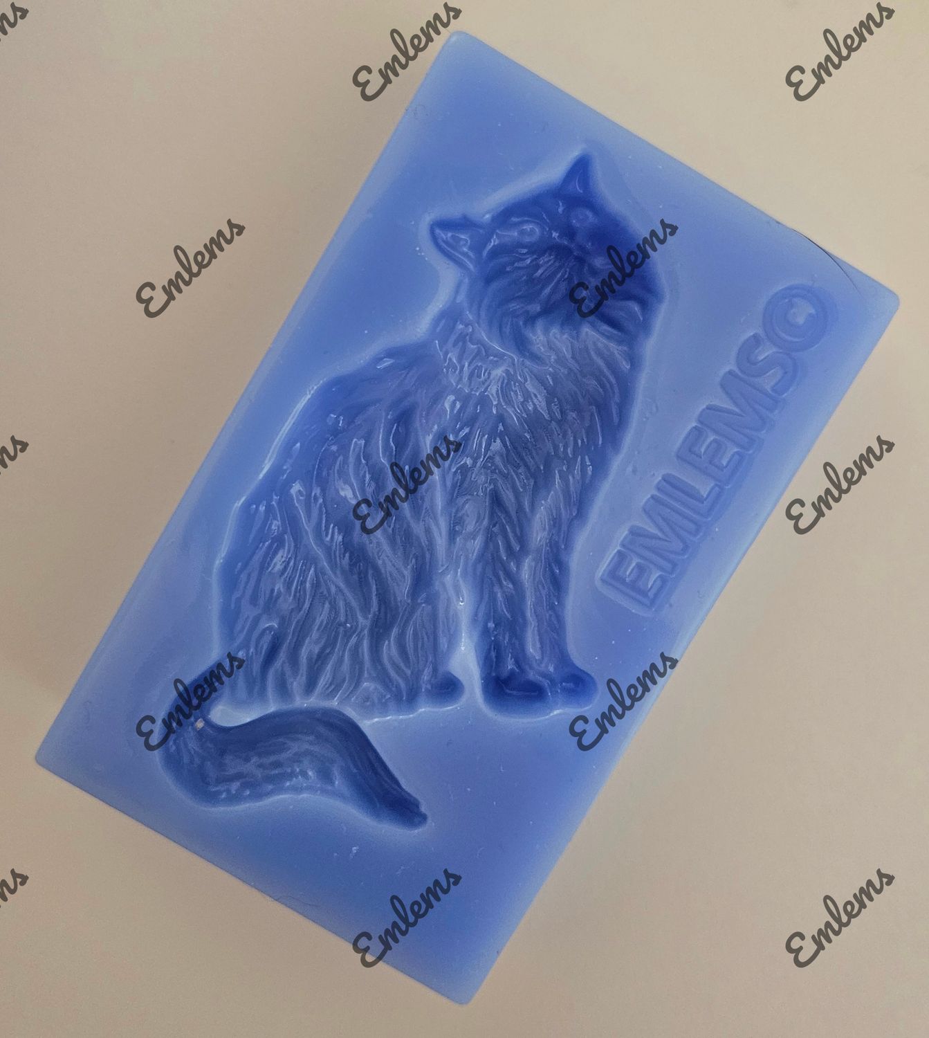EMLEMS SMALL LONG HAIRED PERSIAN CAT SILICONE MOULD