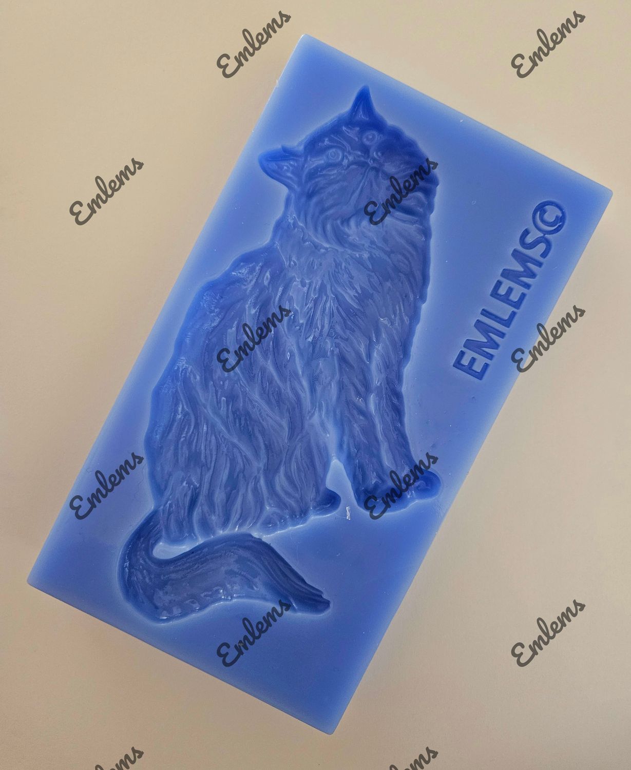 EMLEMS LARGE LONG HAIRED PERSIAN CAT SILICONE MOULD