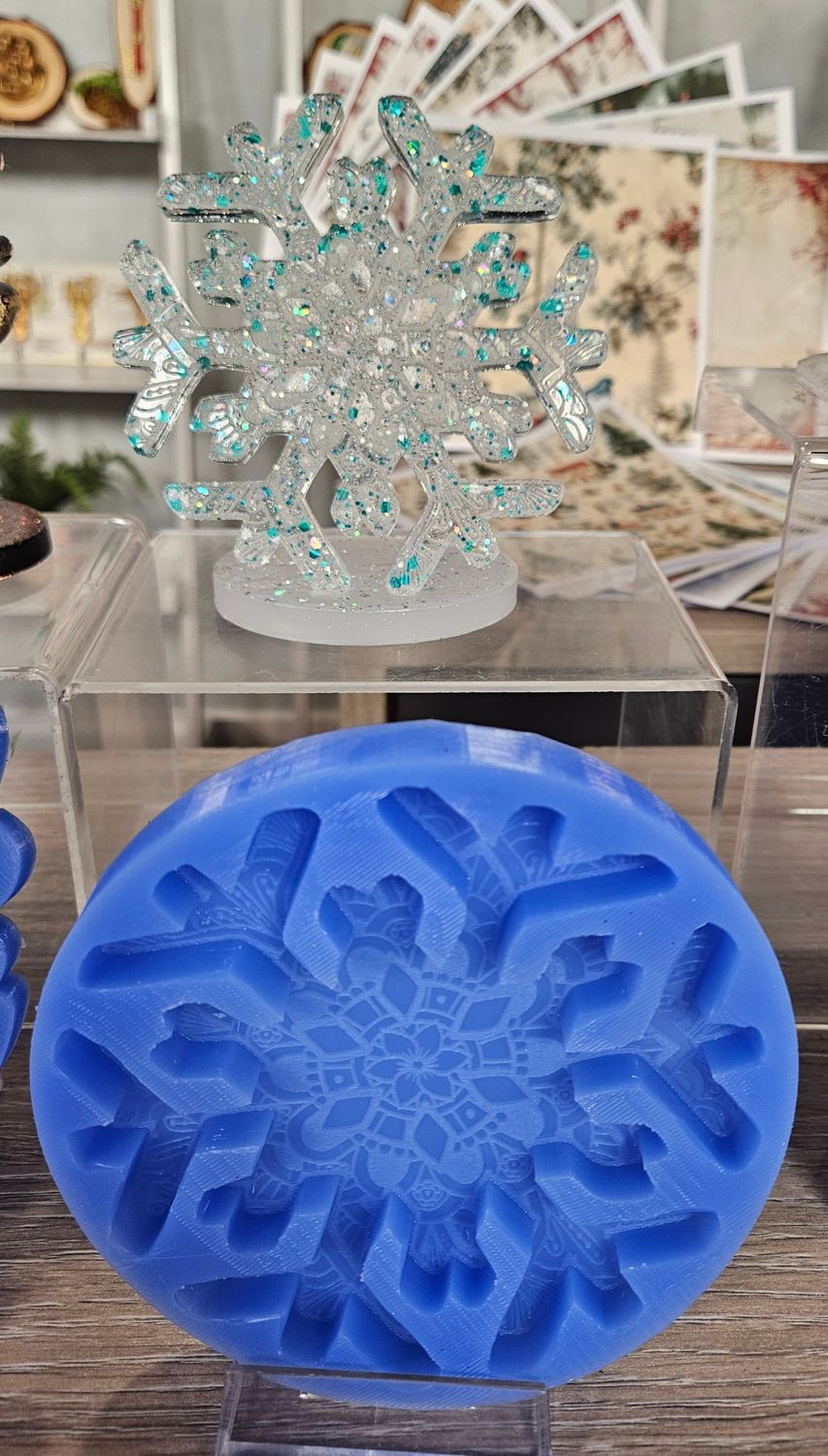 EMLEMS CHRISTMAS MANDALA SNOWFLAKE DECORATION SILICONE MOULD