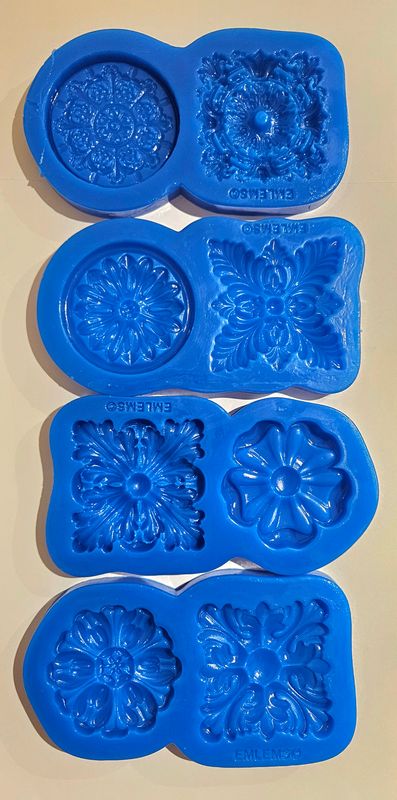 EMLEMS BRAND NEW RENAISSANCE SET OF 4 ROSETTE DUOS SILICONE MOULDS