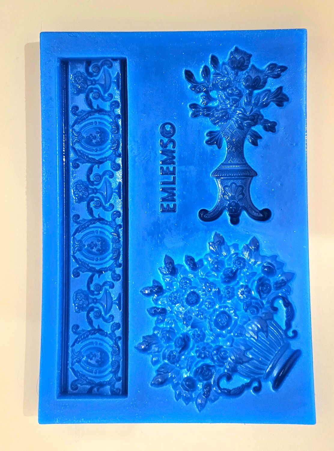 EMLEMS BRAND NEW RENAISSANCE BOUQUET SET SILICONE MOULD