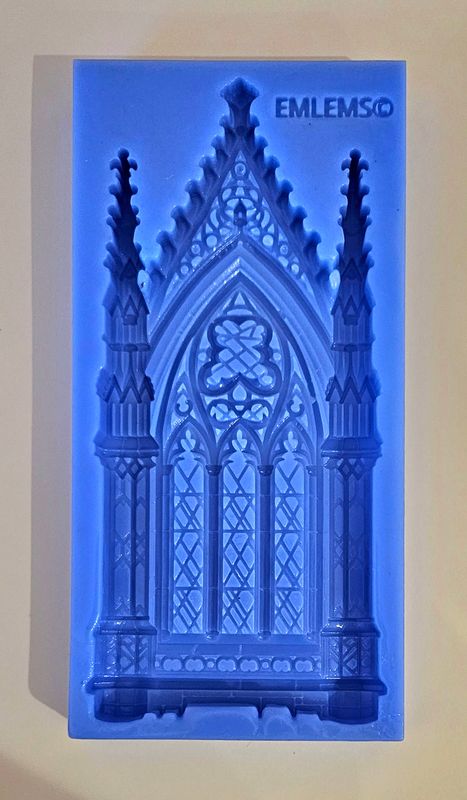 EMLEMS GOTHIC ARCHED WINDOW SILICONE MOULD