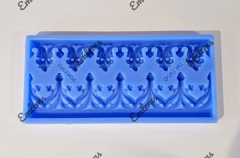 EMLEMS GOTHIC BORDERS SILICONE MOULD