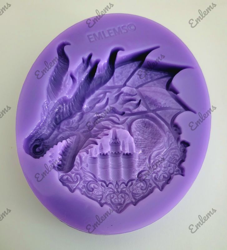 EMLEMS BRAND NEW &amp; EXCLUSIVE SMALLER DRAGON KEEP SILICONE MOULD