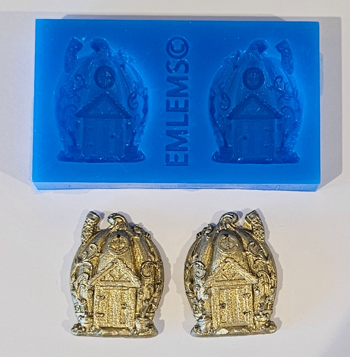 EMLEMS MINI FAIRY PUMPKIN HOUSES SILICONE MOULD