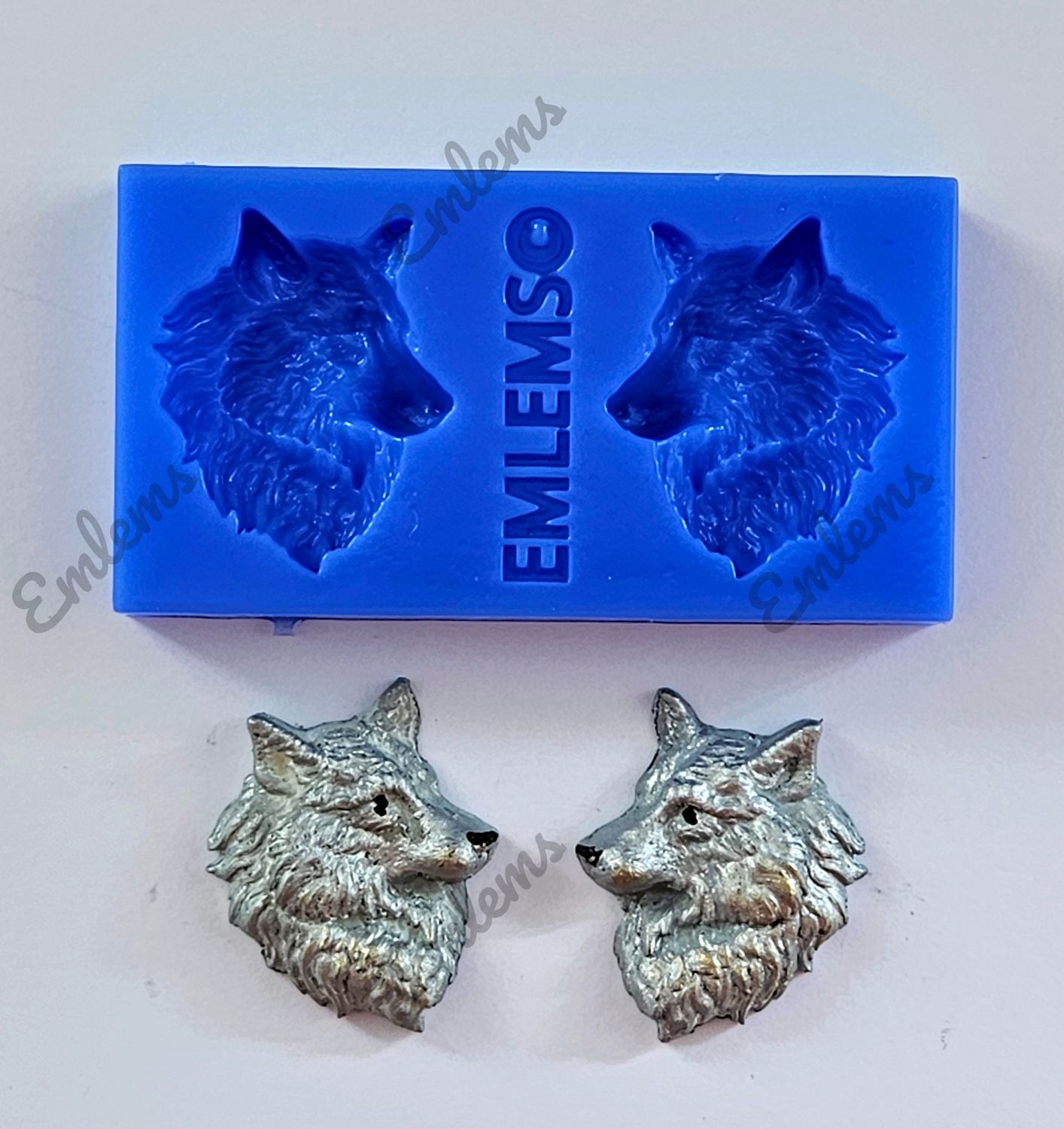 EMLEMS MINI WOLF FACES SILICONE MOULD