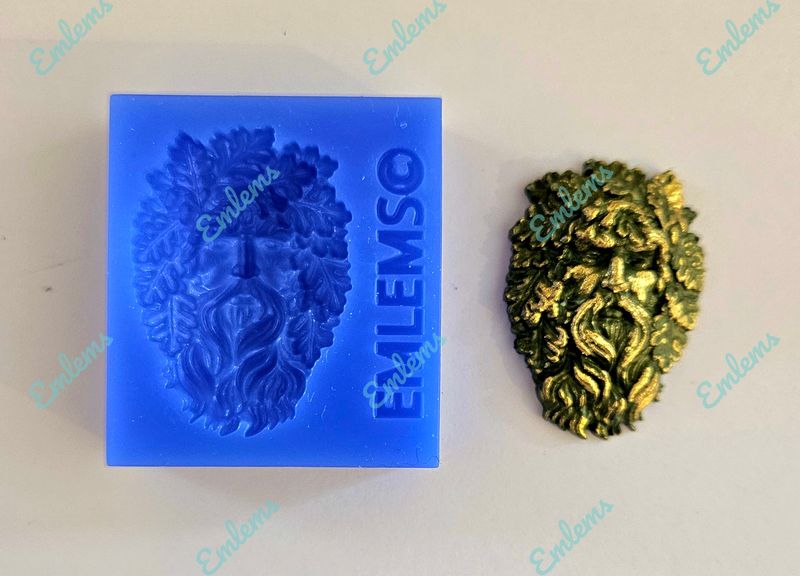EMLEMS MINI GREENMAN ACORNS SILICONE MOULD